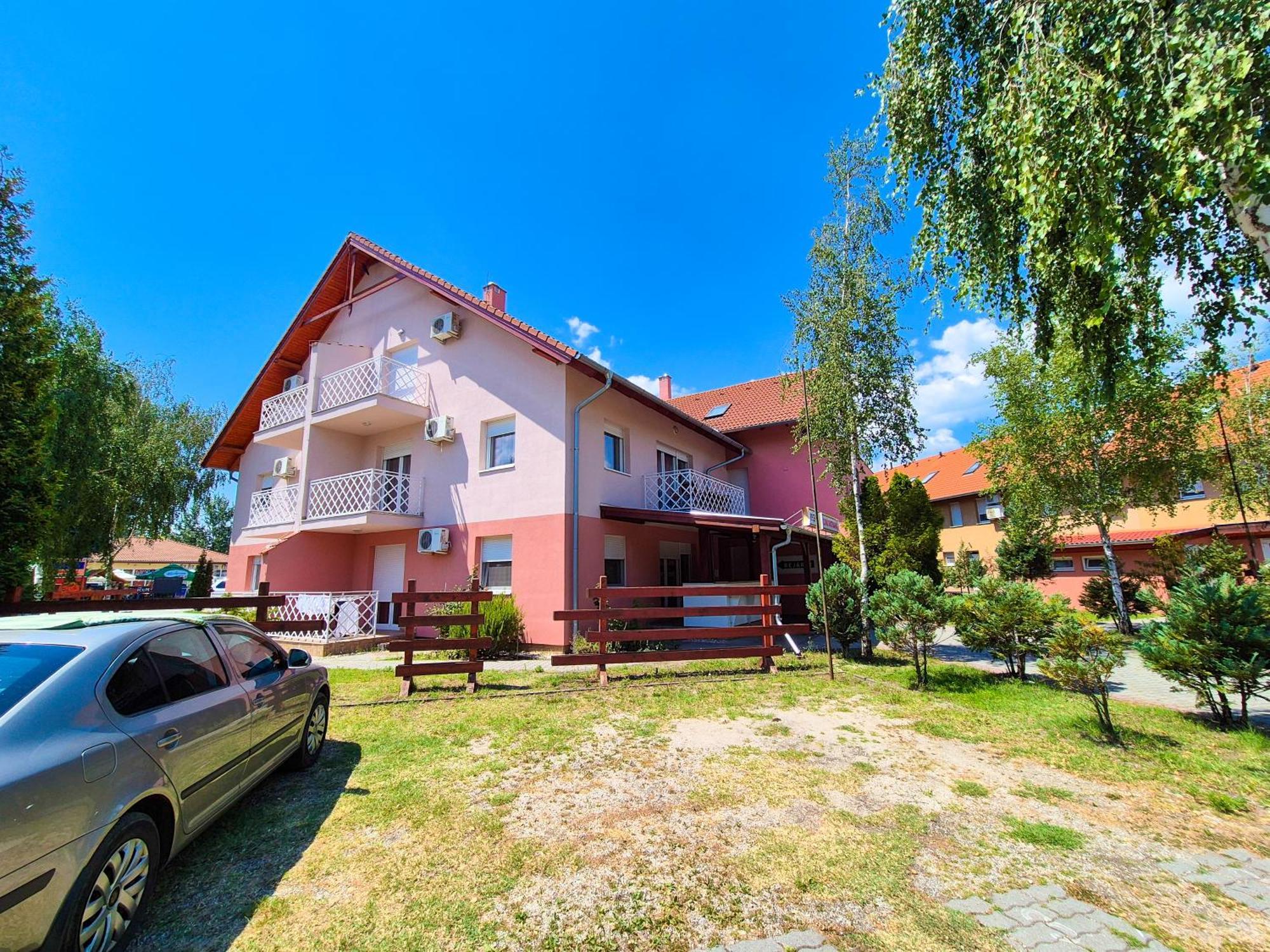 זמראדי Ildiko Apartmanhaz מראה חיצוני תמונה