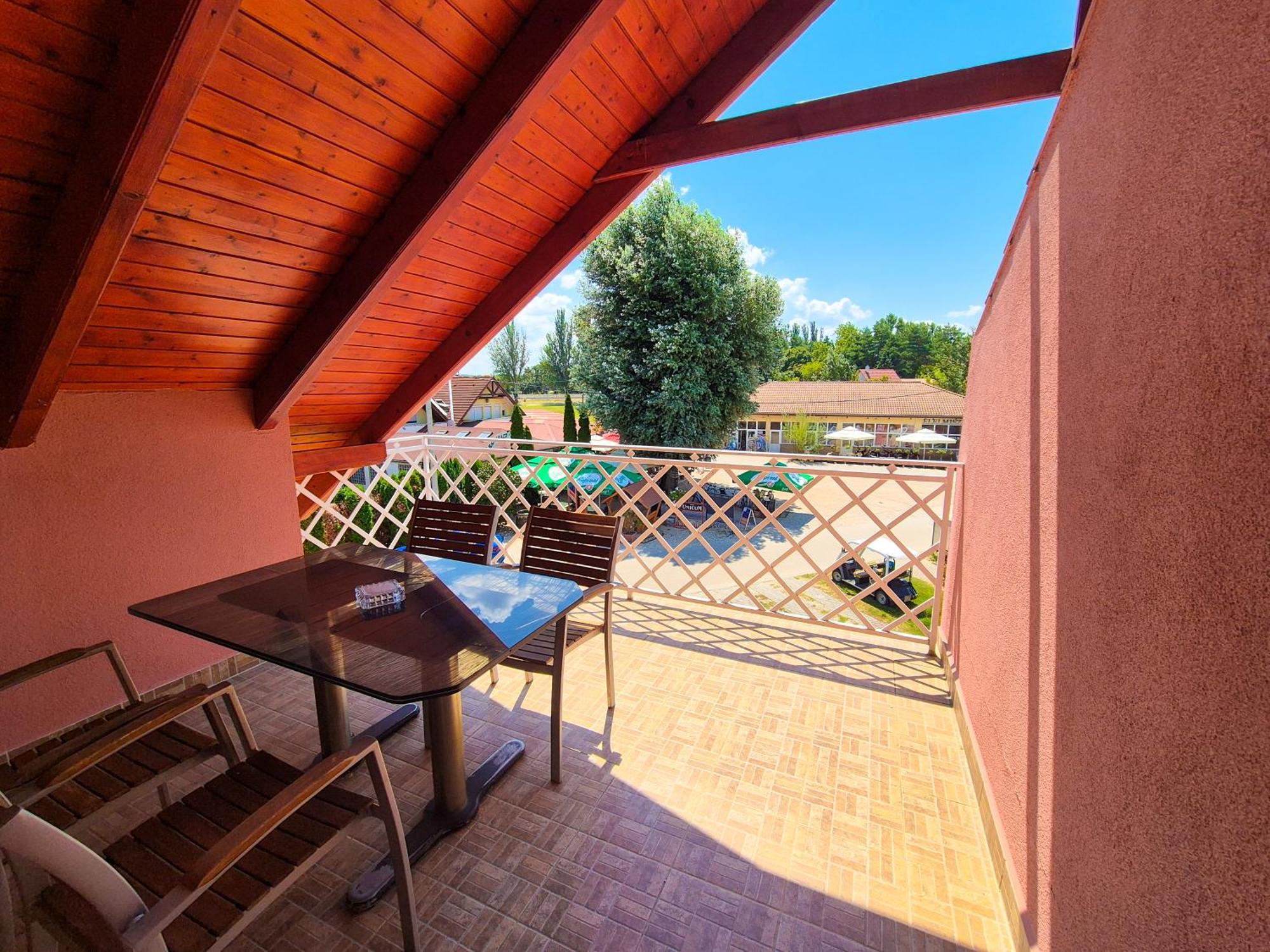 זמראדי Ildiko Apartmanhaz מראה חיצוני תמונה
