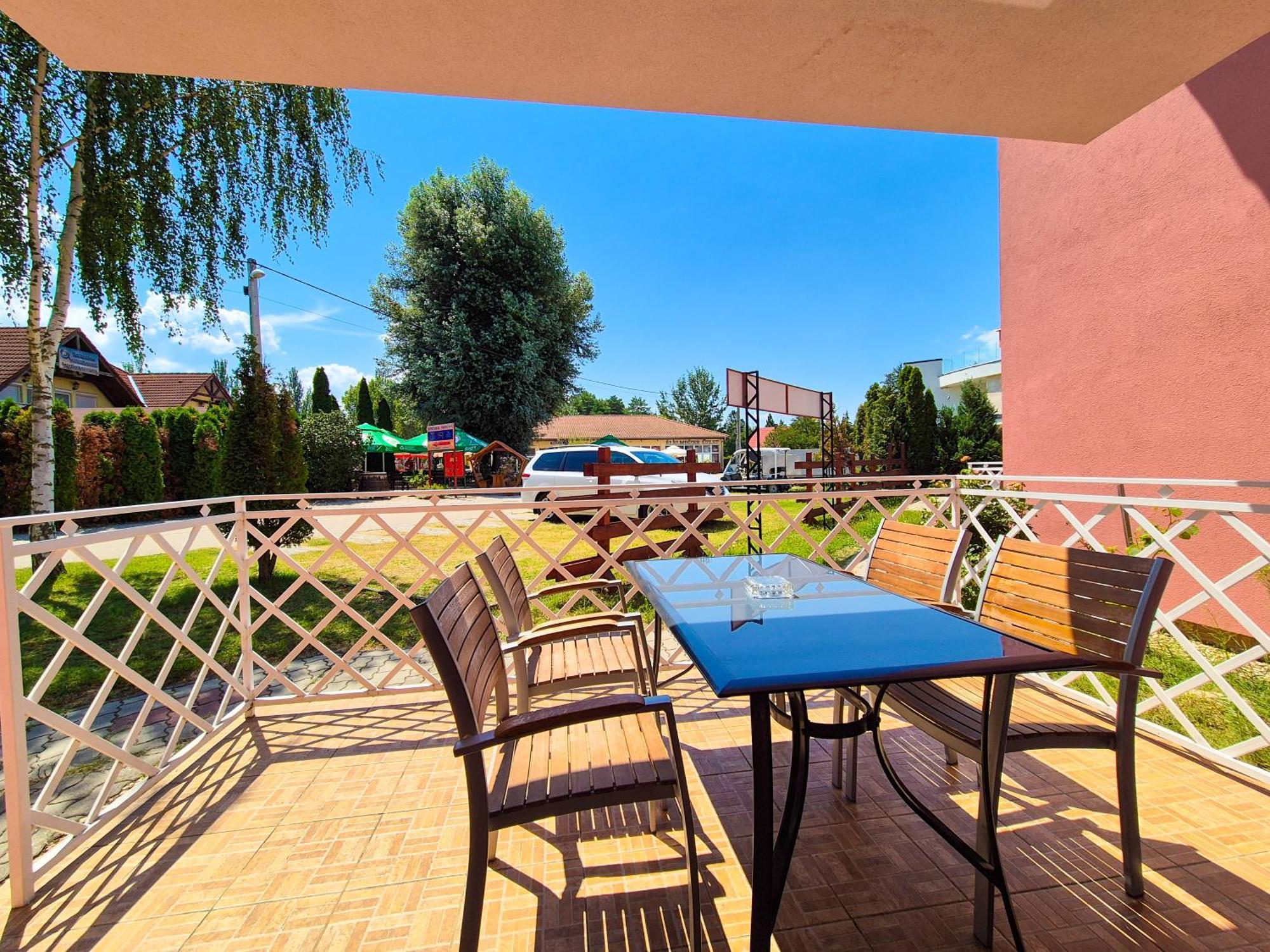 זמראדי Ildiko Apartmanhaz מראה חיצוני תמונה