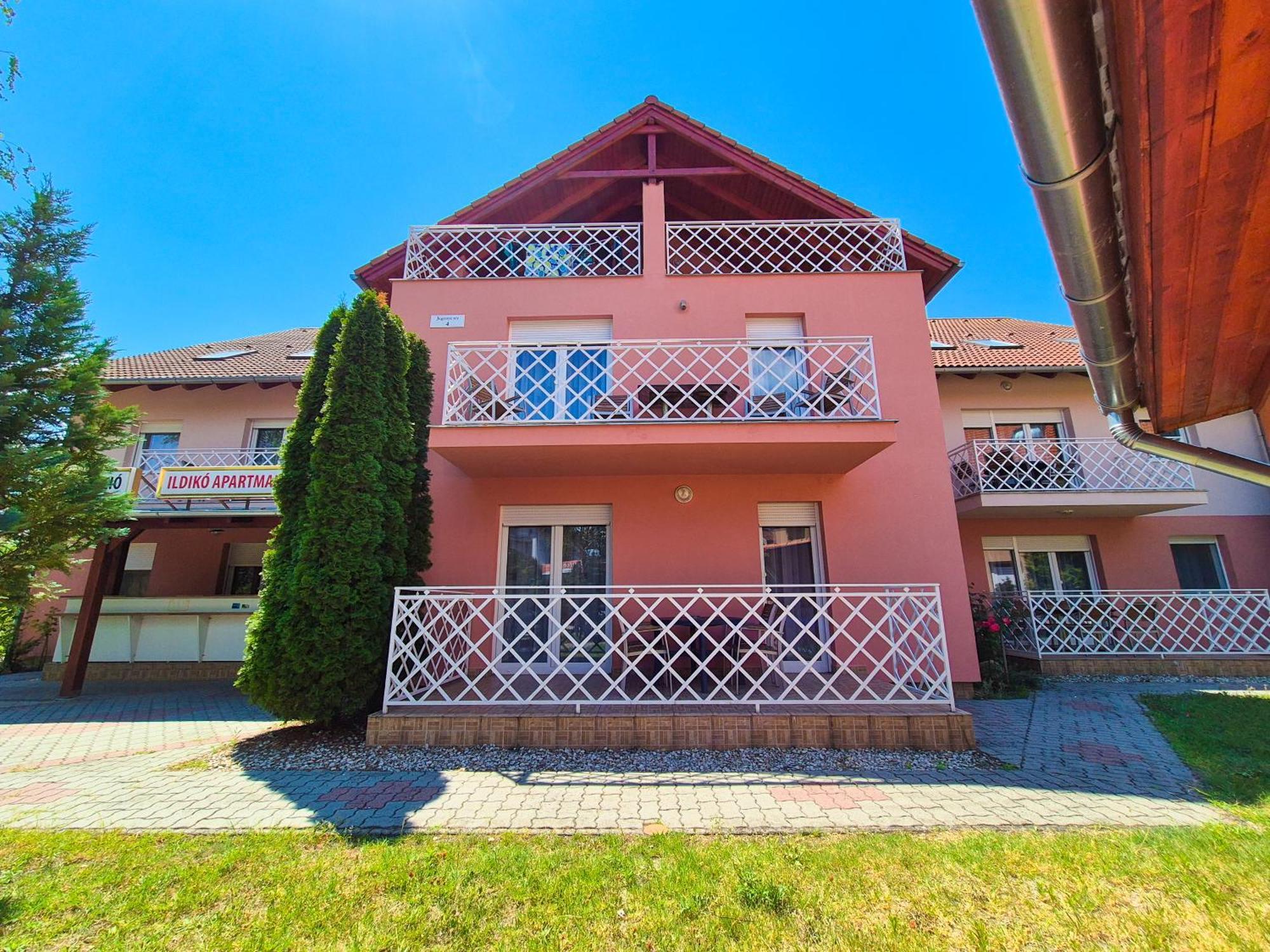 זמראדי Ildiko Apartmanhaz מראה חיצוני תמונה